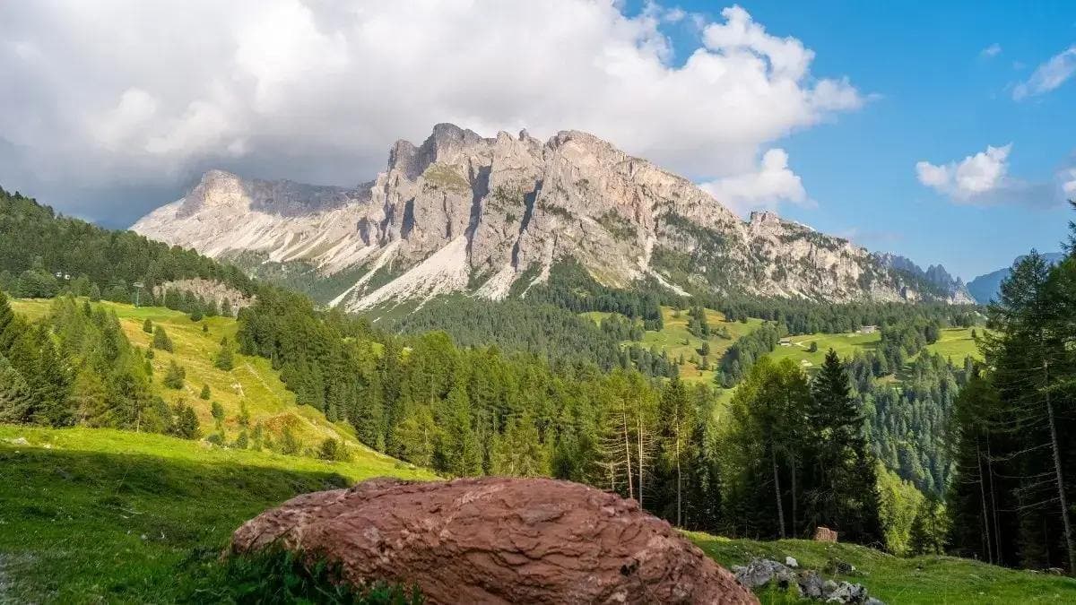 Exploring Italy's Natural Treasures: A Guide to the Country's National Parks - Central Italy National Parks